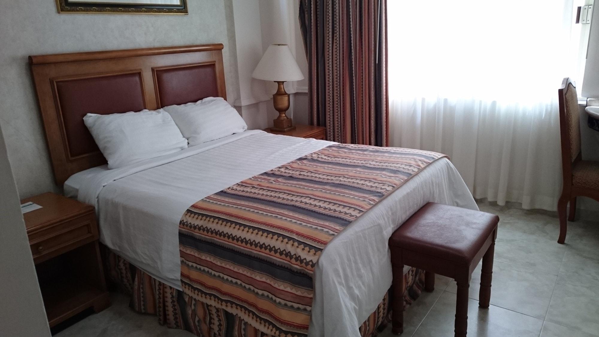 Hotel Savoy Express Torreón Esterno foto