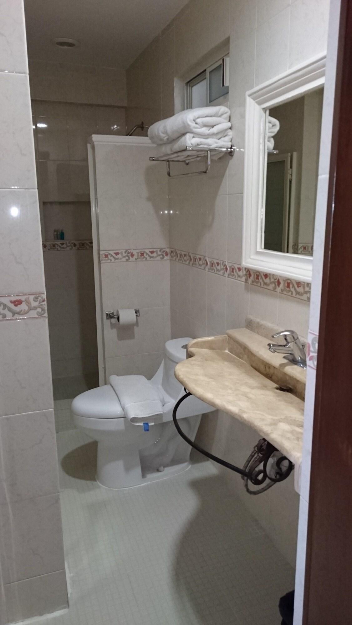 Hotel Savoy Express Torreón Esterno foto