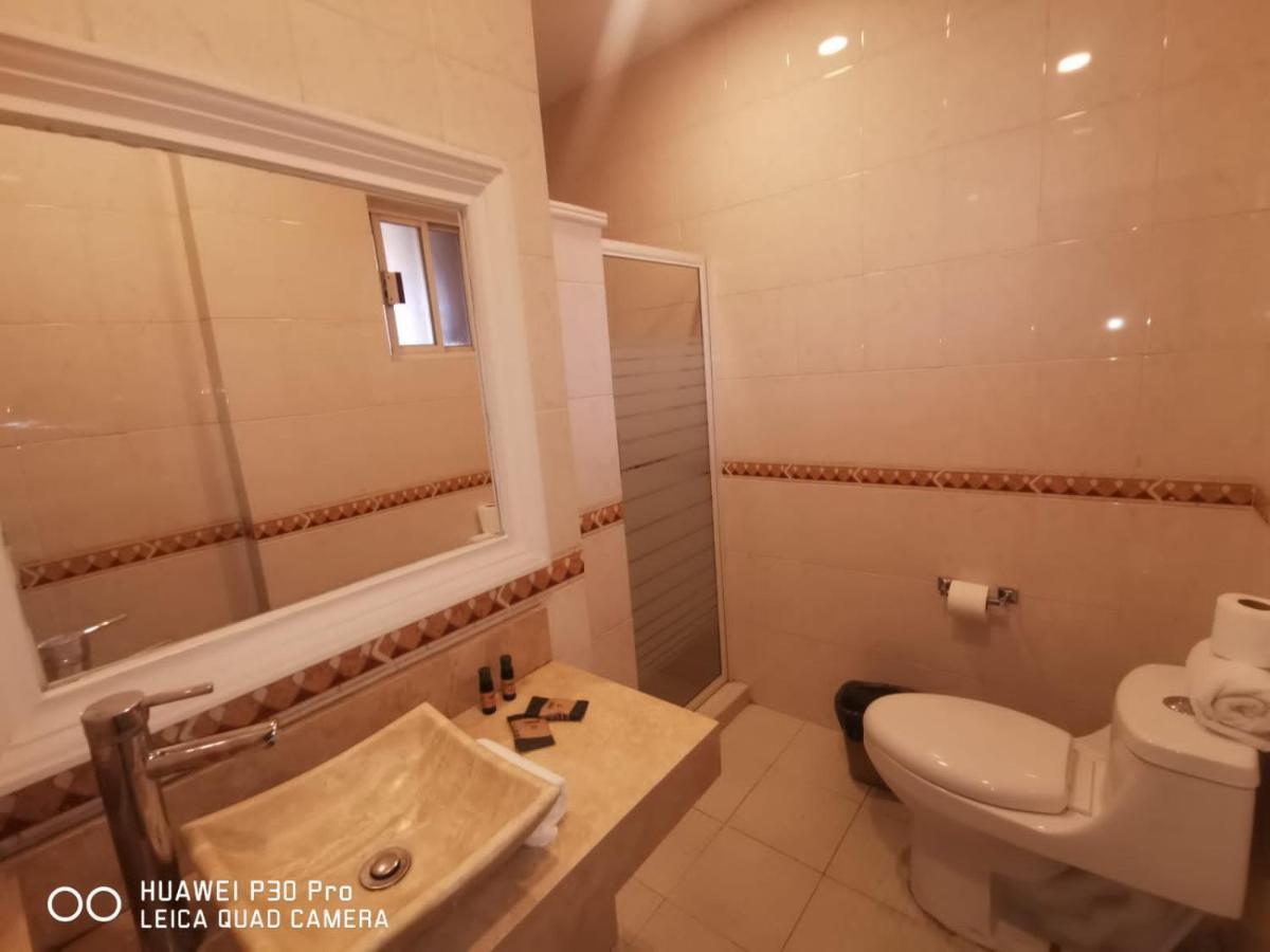 Hotel Savoy Express Torreón Esterno foto