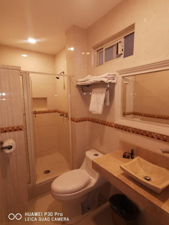 Hotel Savoy Express Torreón Esterno foto