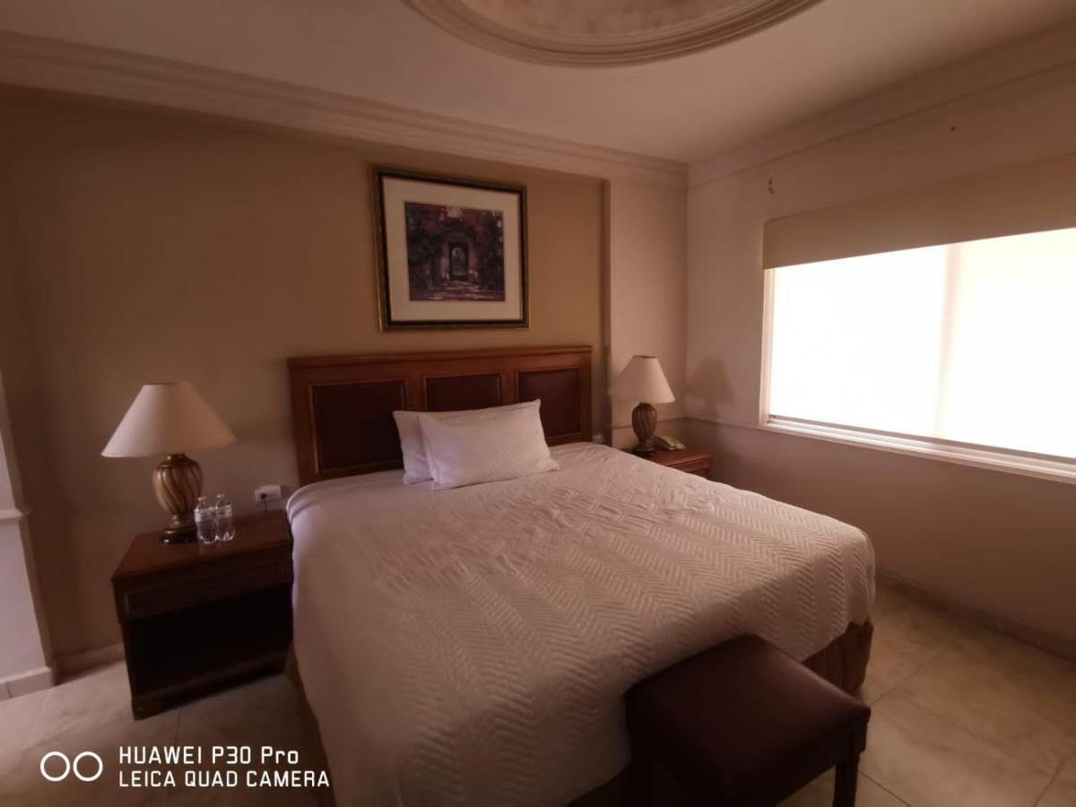 Hotel Savoy Express Torreón Esterno foto