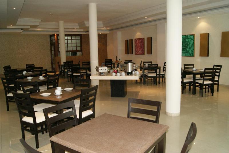 Hotel Savoy Express Torreón Esterno foto