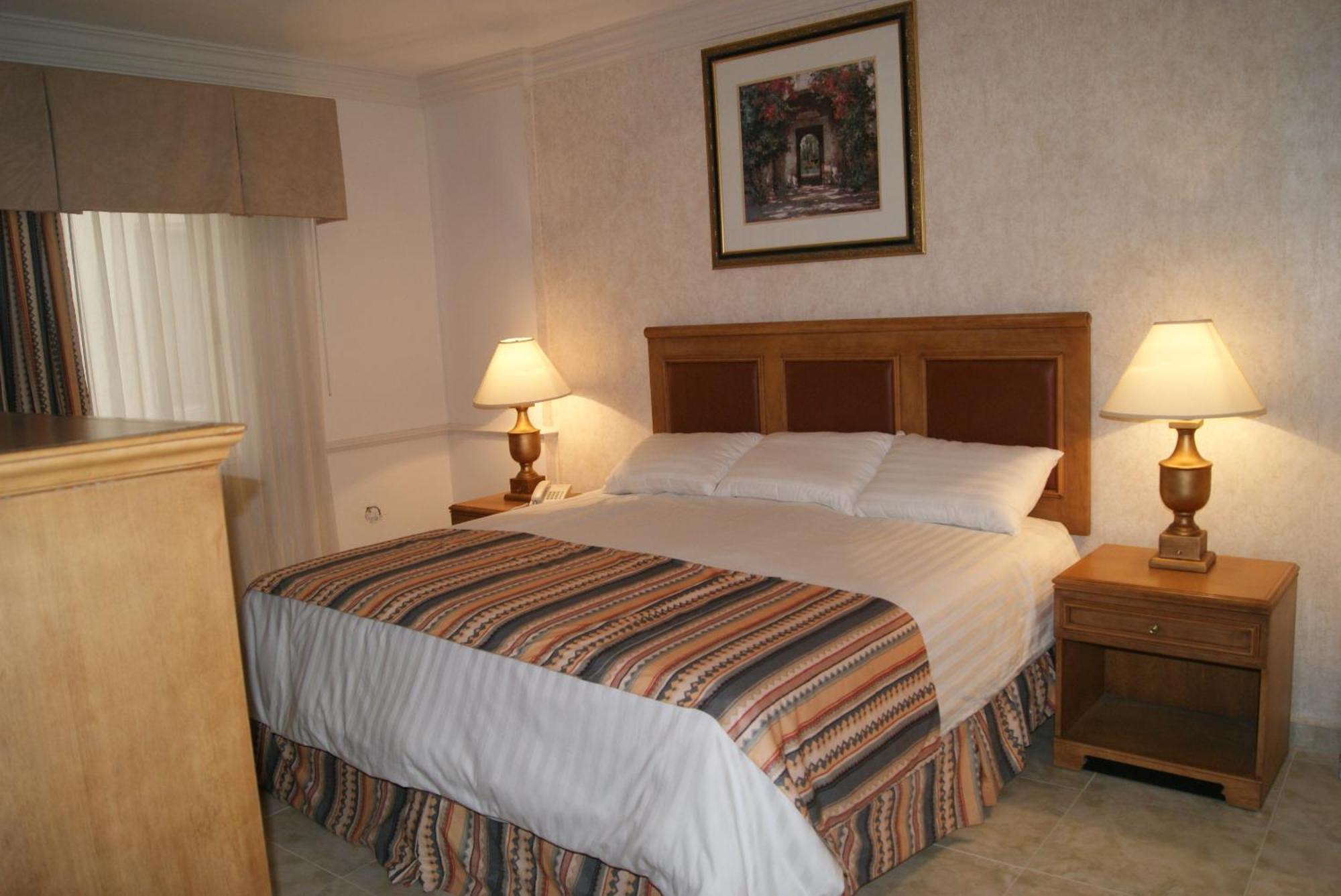 Hotel Savoy Express Torreón Esterno foto
