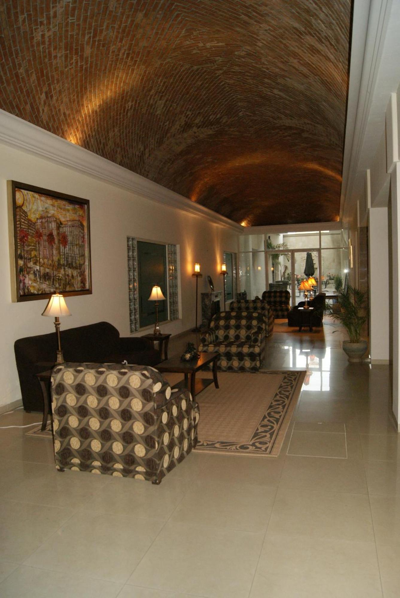 Hotel Savoy Express Torreón Esterno foto